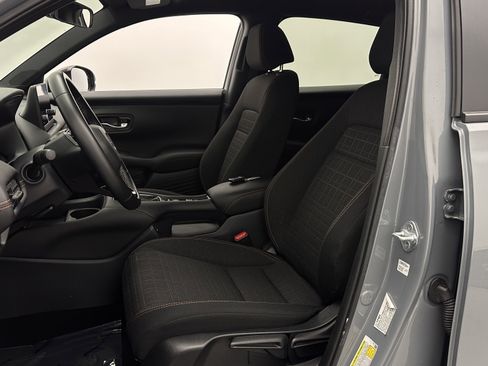 Used 2025 Honda HR-V Sport image 13
