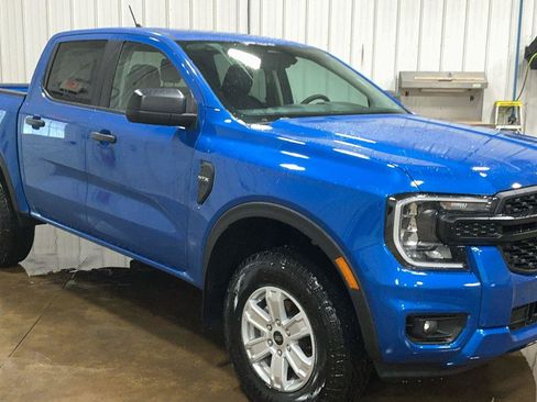 New 2025 Ford Ranger XL image 3