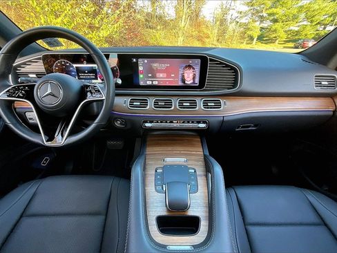 Certified 2025 Mercedes-Benz GLE 350 4MATIC image 15
