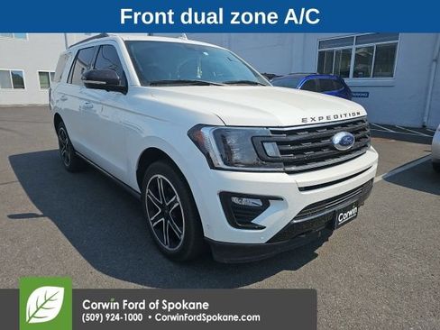Used 2021 Ford Expedition Limited AWD/4WD image 5