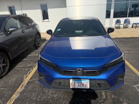 Used 2022 Honda Civic Sport image 2