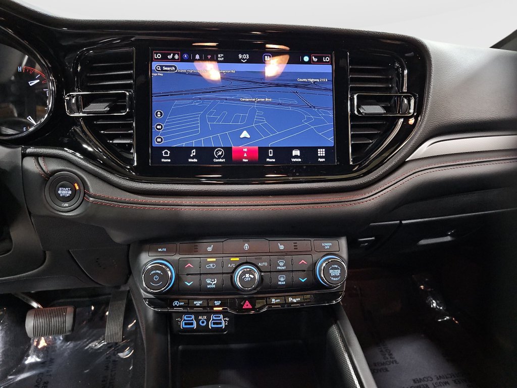 Used 2025 Dodge Durango GT RWD image 15