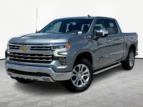 New 2025 Chevrolet Silverado 1500 LTZ w/ LTZ Premium Package AWD/4WD image 3