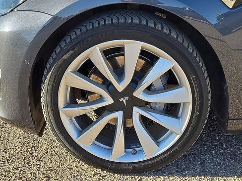Used 2019 Tesla Model 3 Long Range image 11