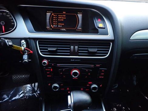 Used 2015 Audi A4 2.0T Premium image 15