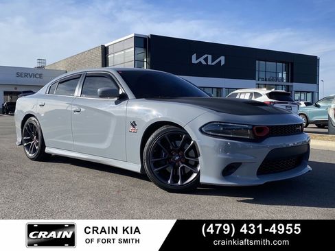Used 2022 Dodge Charger Scat Pack image 1