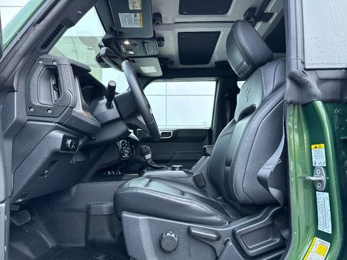 New 2025 Ford Bronco Badlands w/ Sasquatch Package image 4