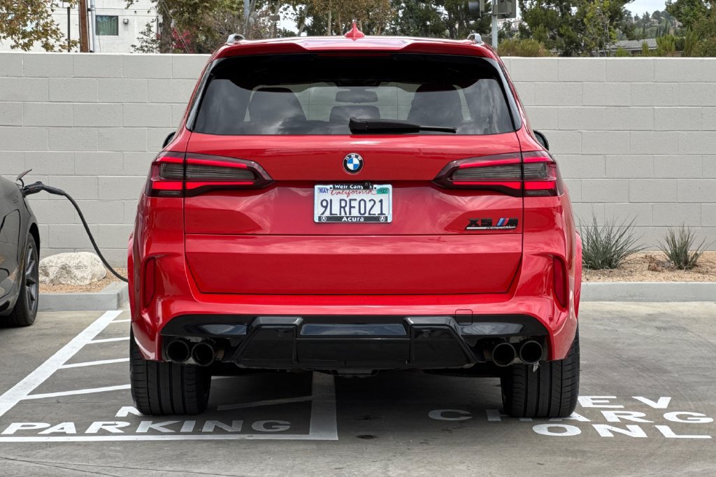 Used 2021 BMW X5 M w/ Competition Package AWD/4WD image 11