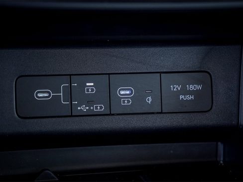 Used 2024 Hyundai Sonata Limited image 34