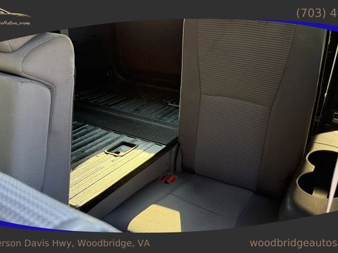 Used 2021 Toyota Highlander LE image 33