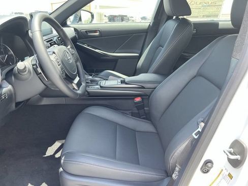 Used 2023 Lexus IS 300 w/ Comfort Package RWD image 11