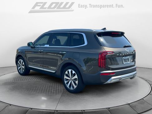 Used 2020 Kia Telluride S FWD image 6