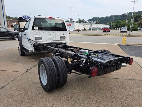 New 2026 Ford F550 4x4 Regular Cab Super Duty w/ XL Chrome Package image 5