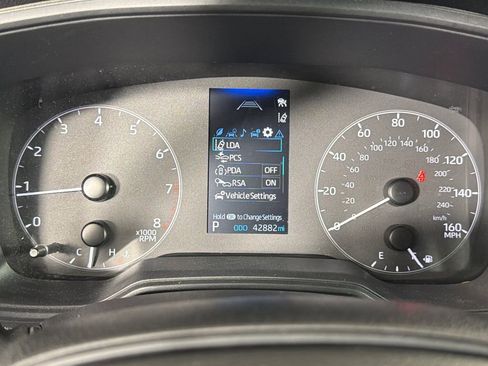 Used 2024 Toyota Corolla LE image 26