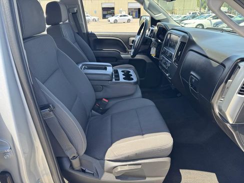 Used 2018 Chevrolet Silverado 1500 LT w/ Texas Edition AWD/4WD image 14