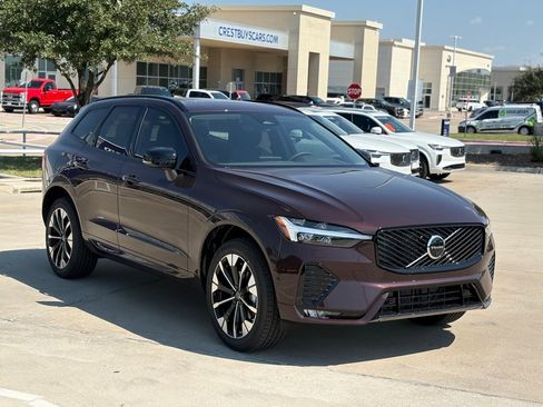 New 2026 Volvo XC60 B5 Plus w/ Protection Package Premier image 3