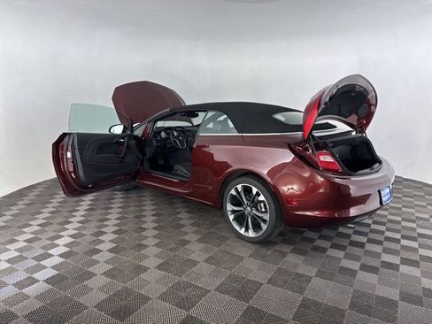 Used 2018 Buick Cascada Premium image 20
