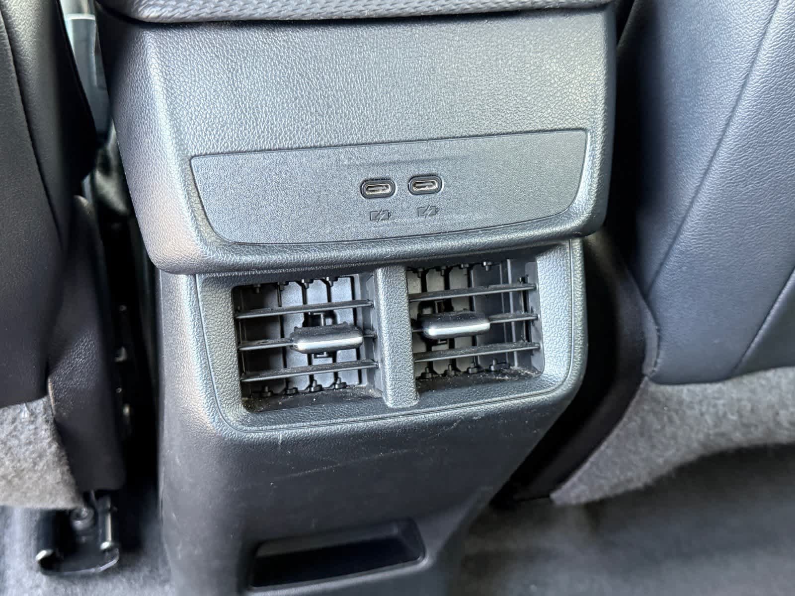 Used 2025 Chevrolet Equinox LT w/ Convenience Package II FWD image 29