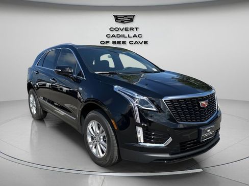 New 2025 Cadillac XT5 Luxury image 1