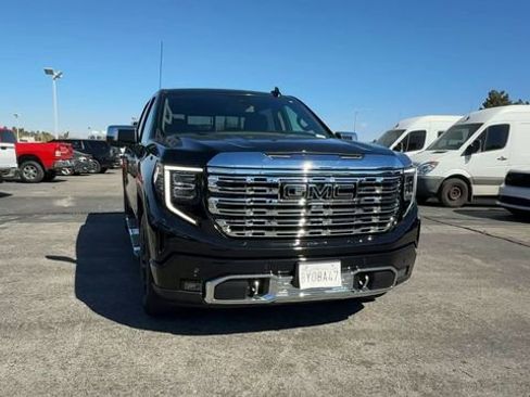 Used 2022 GMC Sierra 1500 Denali image 3