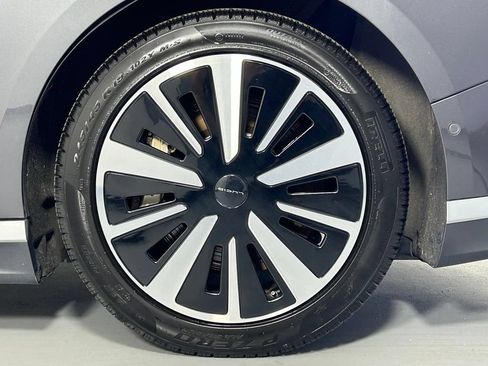 Used 2024 Lucid Air Pure RWD image 38