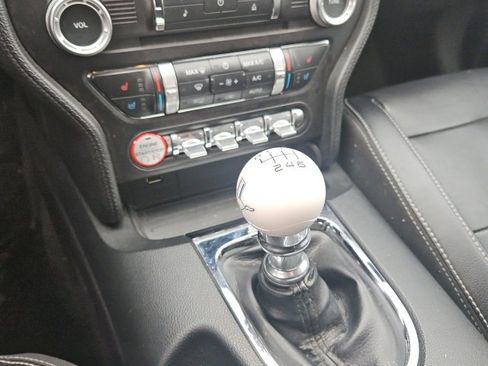 Used 2015 Ford Mustang GT Premium image 11