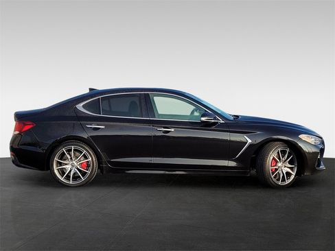 Used 2019 Genesis G70 3.3T Advanced image 3