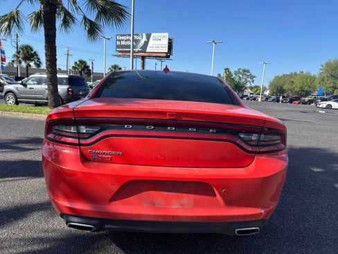 Used 2023 Dodge Charger SXT RWD image 4