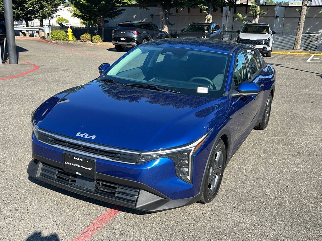 Certified 2025 Kia K4 FWD image 3