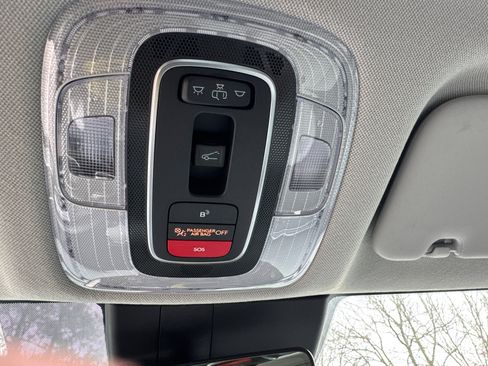 New 2026 Hyundai Elantra Limited image 24