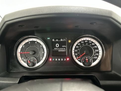 Used 2019 RAM 1500 Tradesman w/ Tradesman SXT Package AWD/4WD image 32