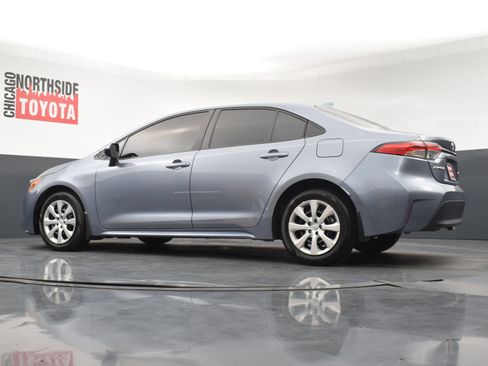 Used 2025 Toyota Corolla LE FWD image 25