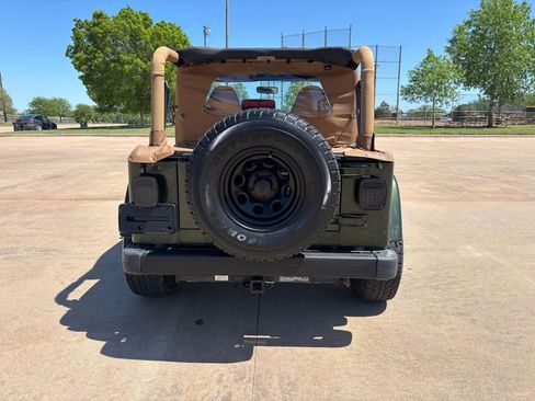 Used 1998 Jeep Wrangler Sahara AWD/4WD image 27