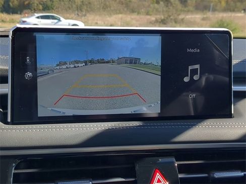 New 2026 Genesis G70 2.5T image 18