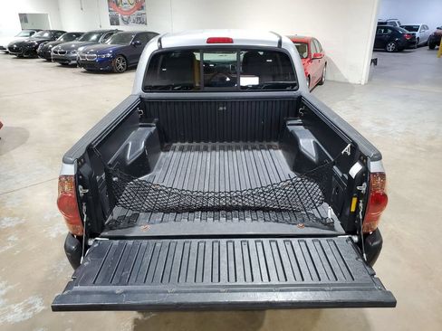 Used 2013 Toyota Tacoma PreRunner w/ Convenience Pkg RWD image 37