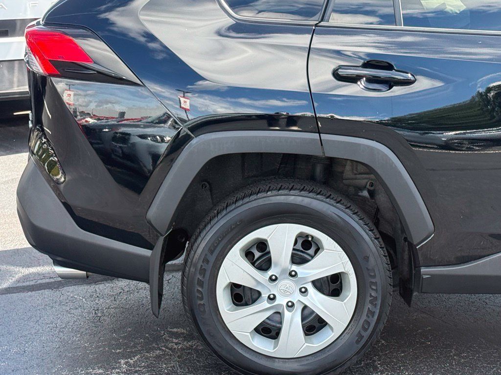 Used 2020 Toyota RAV4 LE w/ All Weather Liner Package AWD/4WD image 8