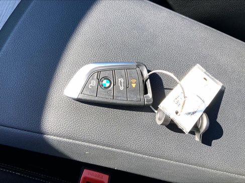 Used 2025 BMW 330i 330i image 14