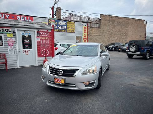 Used 2015 Nissan Altima 2.5 S w/ Power Driver Seat Package FWD image 1