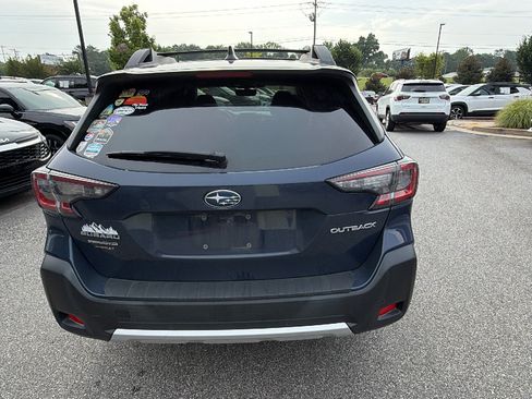 Used 2024 Subaru Outback Limited AWD/4WD image 9