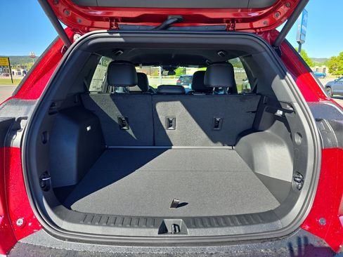 New 2026 Chevrolet Equinox LT w/ Convenience Package II AWD/4WD image 22