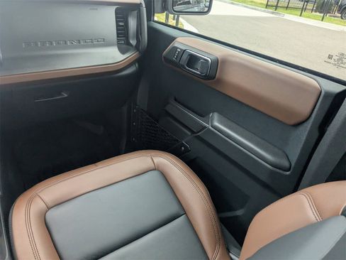 Used 2024 Ford Bronco Outer Banks image 17