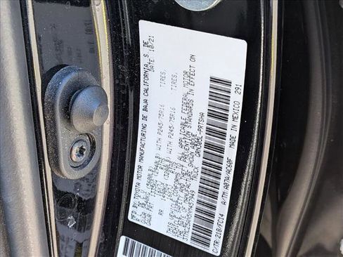 Used 2022 Toyota Tacoma SR5 w/ Technology Package image 23