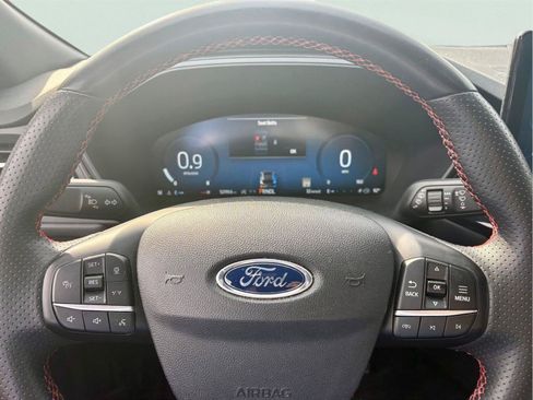 Used 2023 Ford Escape ST-Line Select AWD/4WD image 14