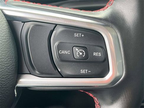 Used 2022 Jeep Wrangler Unlimited Rubicon w/ Xtreme Recon 35" Tire Package image 28