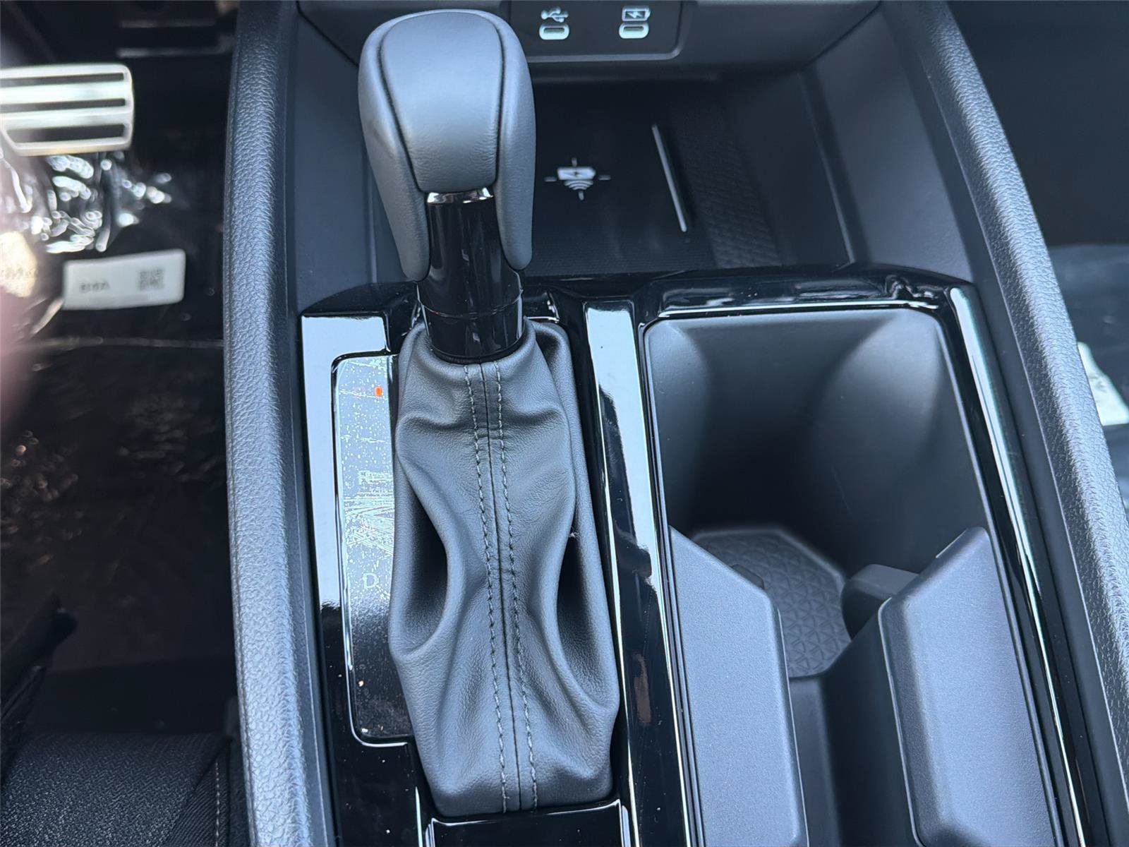 New 2026 Honda Accord Hybrid Sport image 15