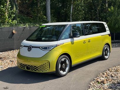 New 2025 Volkswagen ID. Buzz Pro S Plus