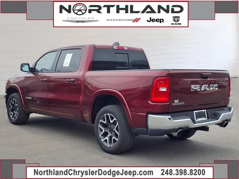 Used 2025 RAM 1500 Laramie AWD/4WD image 2