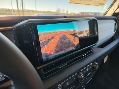 New 2026 Jeep Gladiator Sport image 21