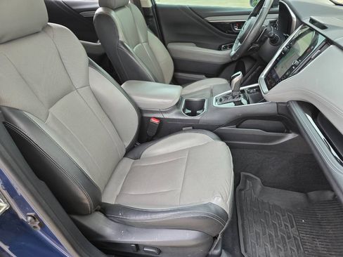 Used 2020 Subaru Outback Limited w/ Popular Package #2 AWD/4WD image 25