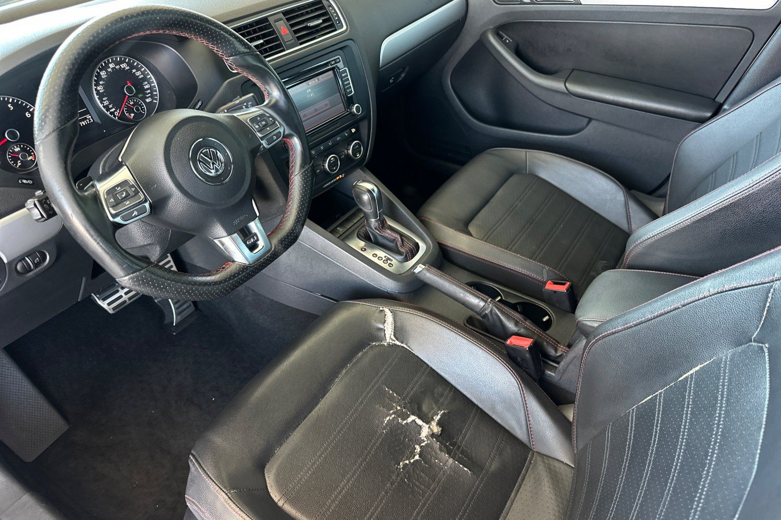 Used 2014 Volkswagen Jetta GLI Autobahn FWD image 9